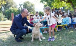 Çocukları aldı can dostlara koştu