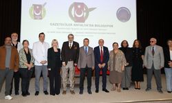 Akdeniz İletişim'de gündem yapay zeka çağında gazetecilik