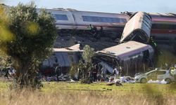 Tren kazasında ölü sayısı 30'a yükseldi
