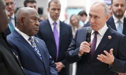 Putin: Elon Musk gerçek bir dahi