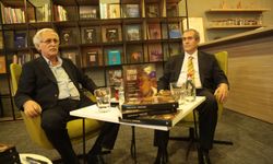 Nevzat Çevik’in “Zamana Notlar” kitabı okurla buluştu