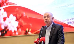 Ümit Özdağ Antalya’da konuştu: Projelerimizle seçimlere hazırız