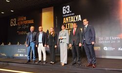 Altın Portakal'da Büşra Özdemir'den kararlılık mesajı: Asla vazgeçmeyeceğiz