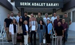 Yeni Parti'nin Serik yönetimi mazbata aldı