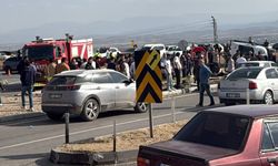 Milletvekilinin konvoyunda kaza: 1 ölü, 4 yaralı