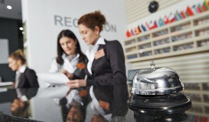 Turizm çalışanına 12 ay gelir talebi