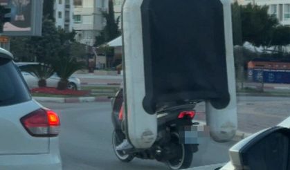 Konyaaltı'da tehlikeli yolculuk