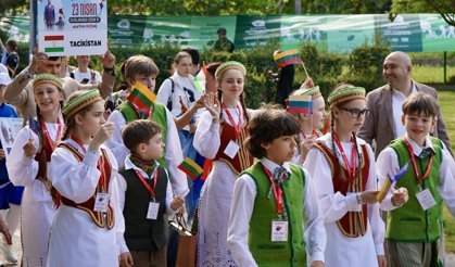 Antalya'da Sevgi Korteji