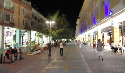 Kemer’in en ünlü caddesi