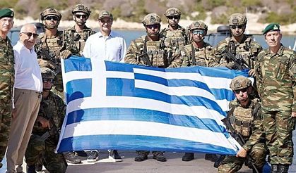 Antalya’dan Miçotakis’e Meis tepkisi