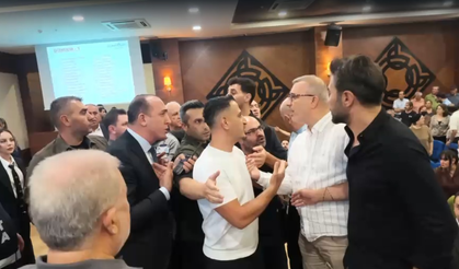 Konyaaltı Meclisi'nde kavga çıktı