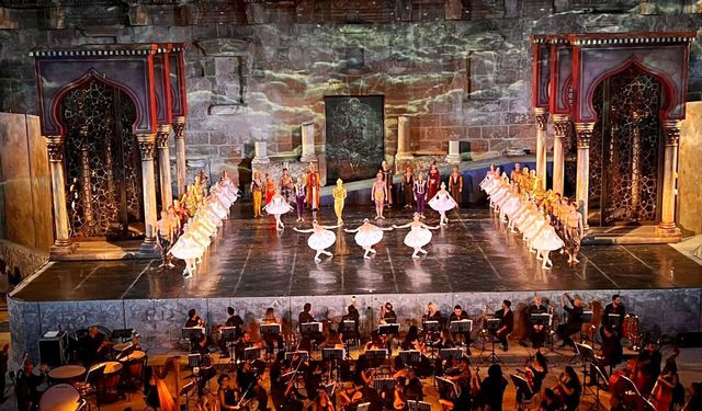 Aspendos'ta festival zamanı