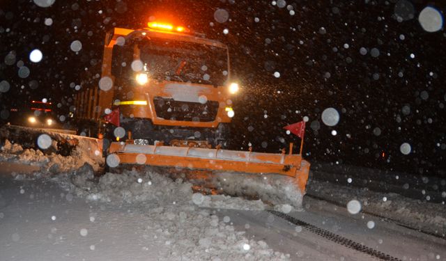 Dikkat! Akseki yolu TIR geçişine kapalı