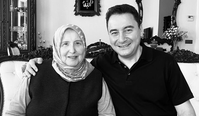 Ali Babacan’ın annesi vefat etti