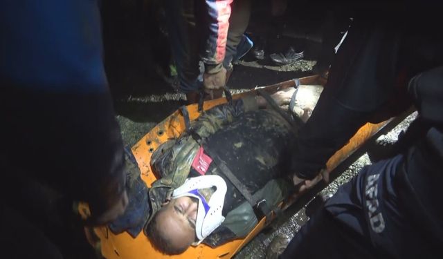 Heyelanda toprak altında kalan 18 kişi kurtarıldı