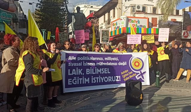 Eğitim-Sen'den müfredat çıkışı