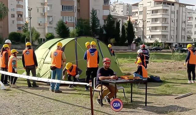 Muratpaşa'da afet gönüllüsü sayısı artıyor