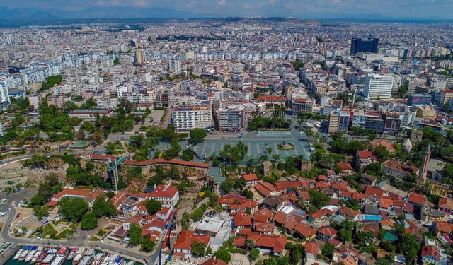 Yastık altında altını olanı 'altın konut' projesine inandırmalı