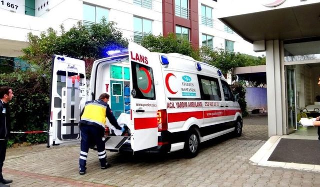 Ünlü sanatçı hastaneye kaldırıldı