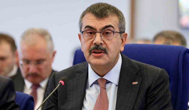 Perşembe ve Cuma günü okullar tatil