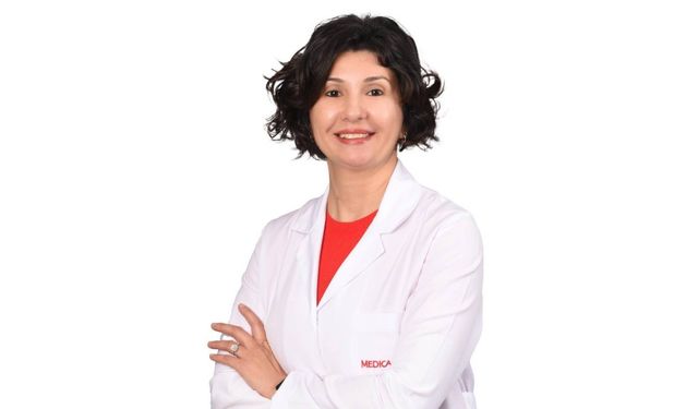'Orta kulak iltihabı tekrarlıyorsa emzik bırakılmalı'