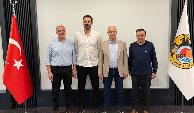 Başantrenör Serkan Oğuz'un sözleşmesi uzatıldı
