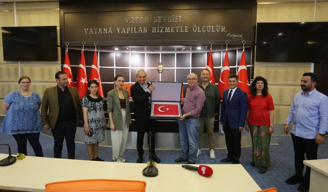 Başkan Kocagöz öğrencileri ağırladı
