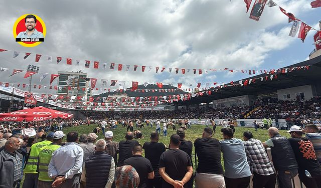 Kumluca Atatürk Stadı tıklım tıklım