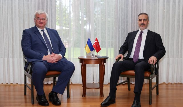 Fidan ile Sibiha Antalya'da bir araya geldi