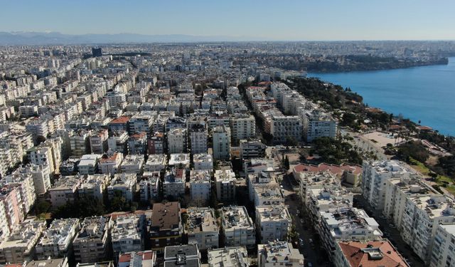 Antalya'da Nisan'da 497 konut