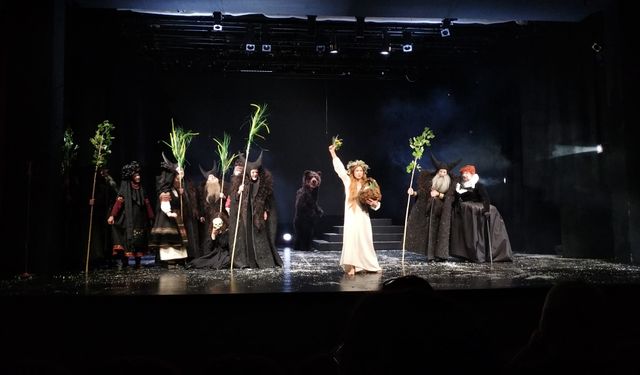 "Kış Masalı" ayakta alkışlandı