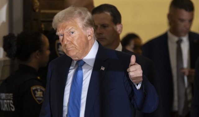 ABD Başkanı Trump'tan İran'a yeniden saldırı uyarısı