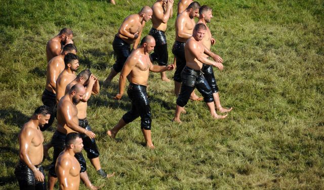 Kırkpınar'da çeyrek finalistler belli oldu