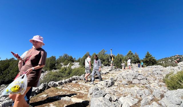Turistler tarihi köye hayran kaldı
