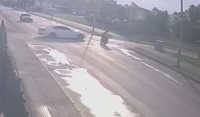 Serik'te feci kaza kamerada