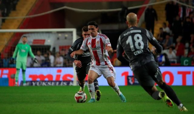 Antalya'da ilk yarı geride kaldı