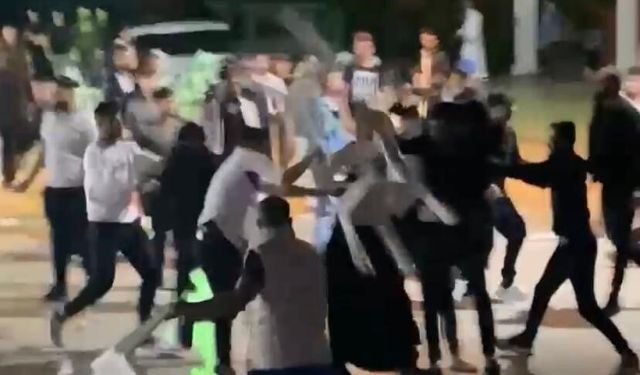 Serik'te düğünde sandalyeler havada uçuştu