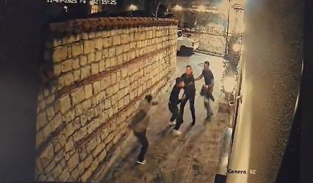 Bıçaklı saldırının görüntüleri ortaya çıktı