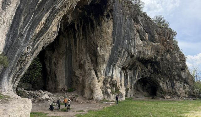 AÜ'lü öğretim üyelerinden arkeoloji başarısı