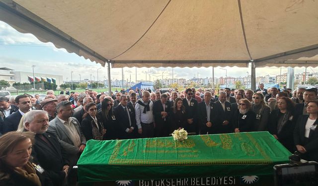 Özer Ahmet Ülken’e duygusal veda