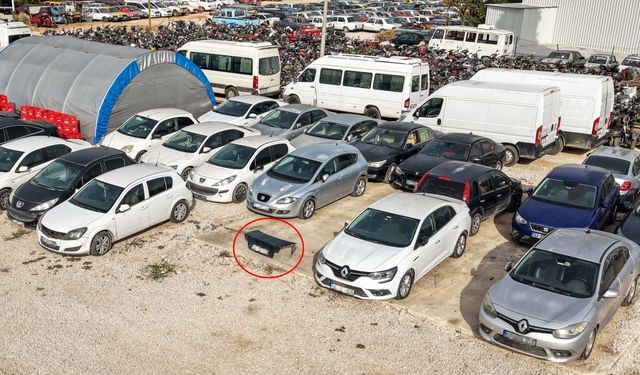 'Hacizli' bagaj kapağı yediemin otoparkında kaldı