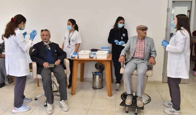 Huzurevinde ağız ve diş sağlığı taraması