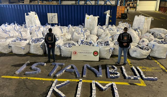 Gümrükler Muhafaza'dan kaçak sigara operasyonu!