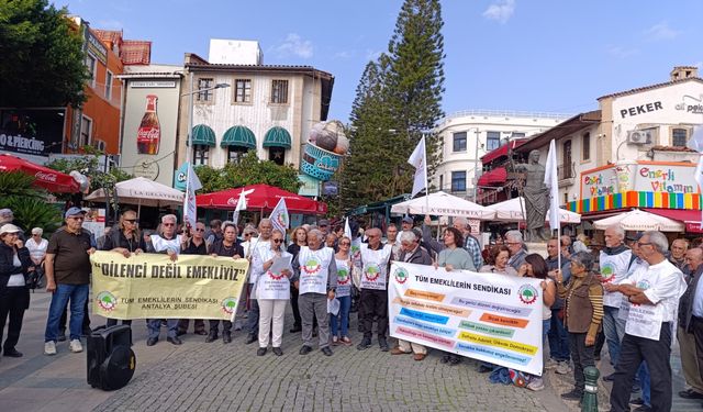 Bütçe teklifi emekliyi sokağa döktü