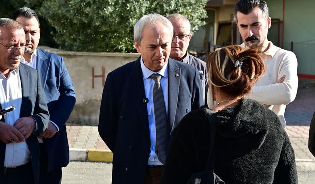 Başkan Kocagöz, evi yanan vatandaşı ziyaret etti