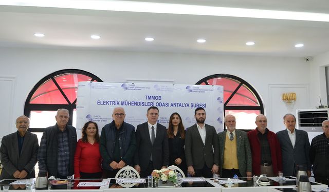 Elektrik mühendisleri haklarını arıyor