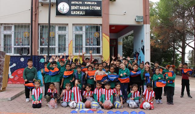 Büyükşehir’den okullara malzeme desteği