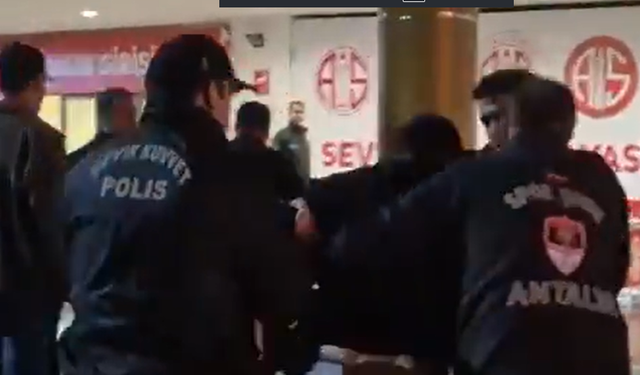 Stadyum dışında gerginlik