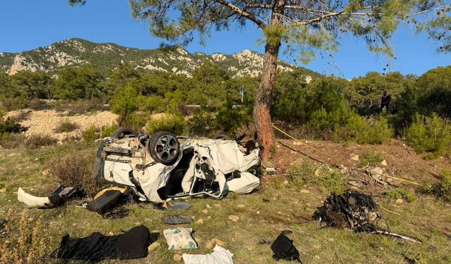 Antalya'da feci kaza: 2 ölü, 2 yaralı