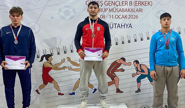 Manavgatlı güreşçiden sampiyonluk